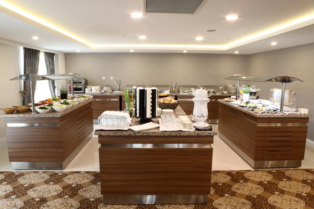 קוג'לי Luxor Garden Hotel מראה חיצוני תמונה