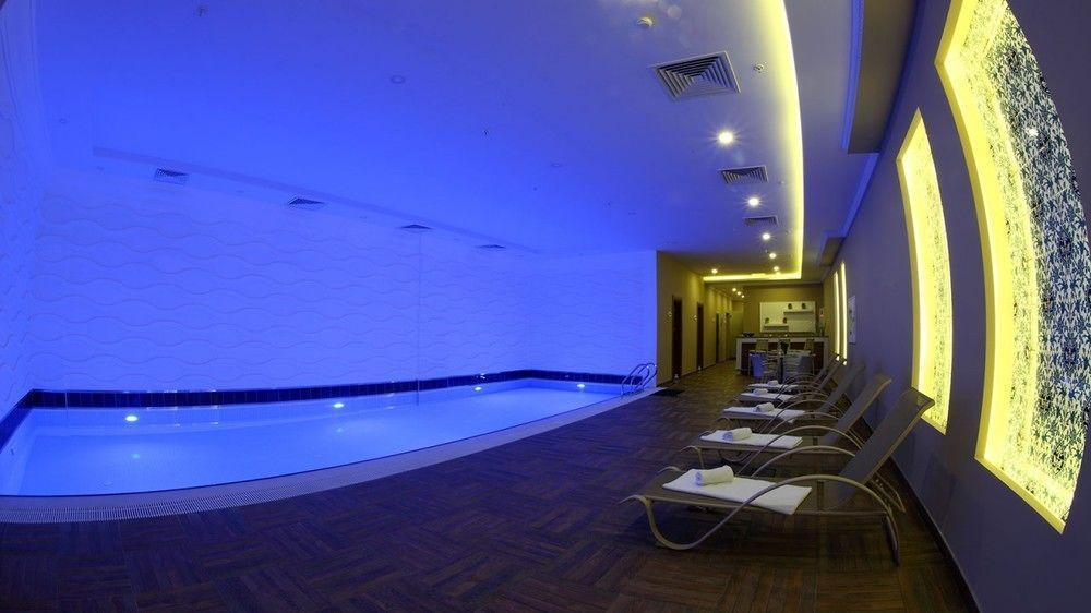 קוג'לי Luxor Garden Hotel מראה חיצוני תמונה