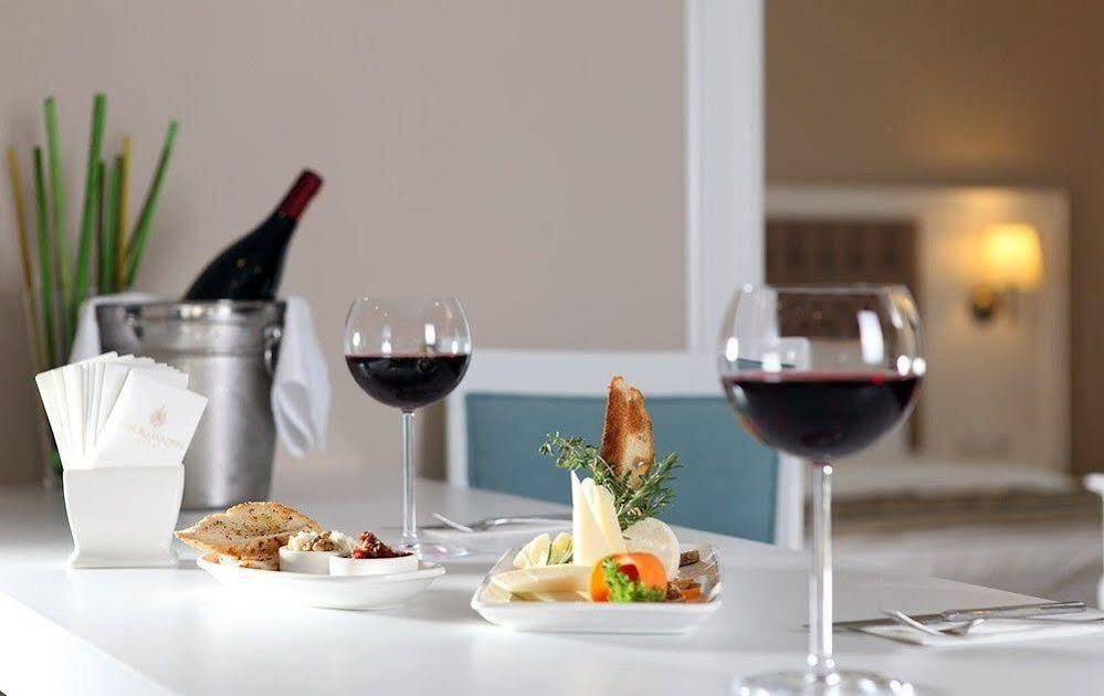 קוג'לי Luxor Garden Hotel מראה חיצוני תמונה